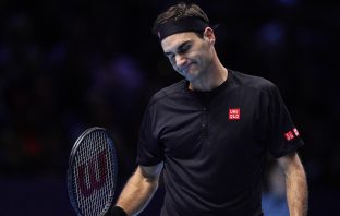 Scommesse Atp Finals, come cambiano le quote dei bookmakers dopo la sconfitta di Federer Federer sconfitto da Thiem alle Atp Finals