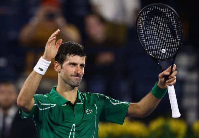 Djokovic strapazza Tsitsipas e vince a Dubai