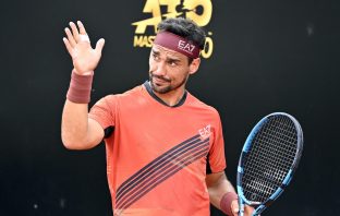 Disastro Fognini al Roland Garros, passa Kukushkin Disastro Fognini al Roland Garros, passa Kukushkin