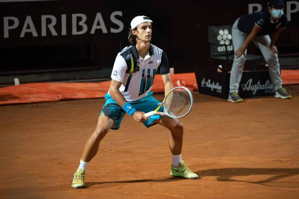 Musetti accende il foro italico, battuto Nishikori ...