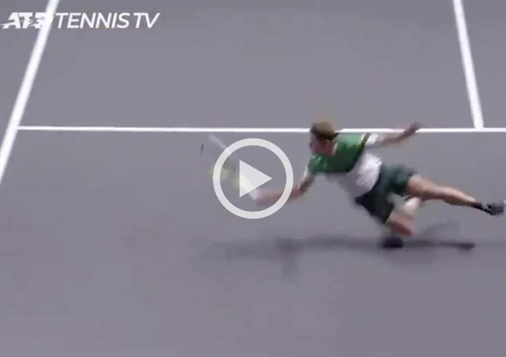 Il colpo al volo di Davidovich Fokina che ricorda Boris Becker