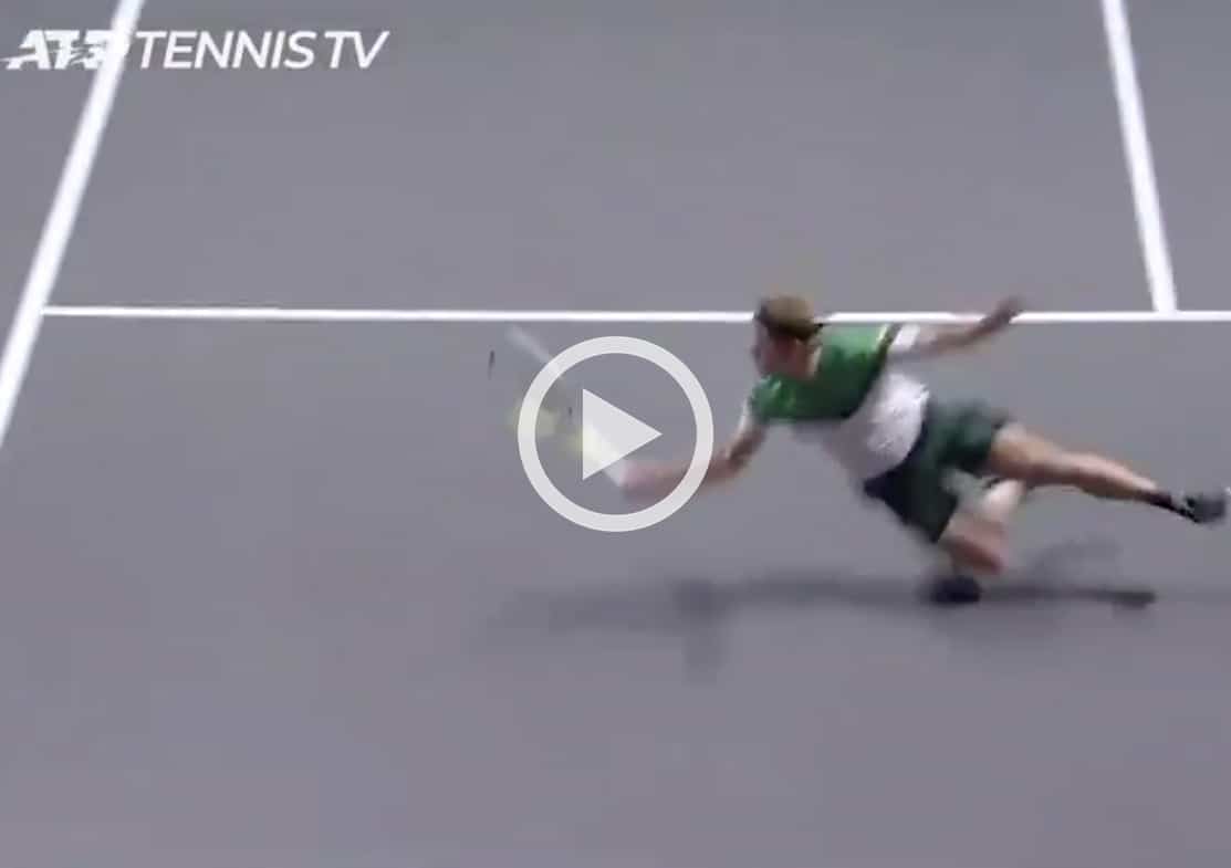 Il colpo al volo di Davidovich Fokina che ricorda Boris Becker