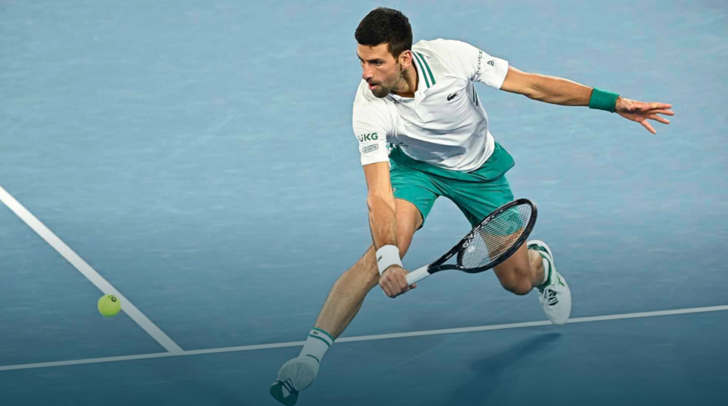 Djokovic supera uno Zverev sprecone: è semifinale