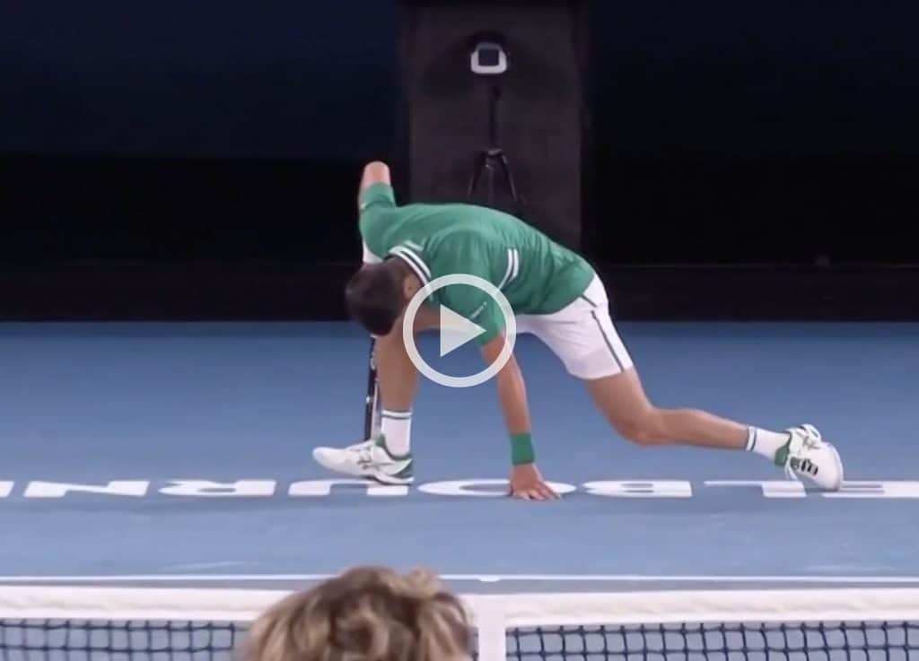 Il momento dell'infortunio di Novak Djokovic agli Australian Open