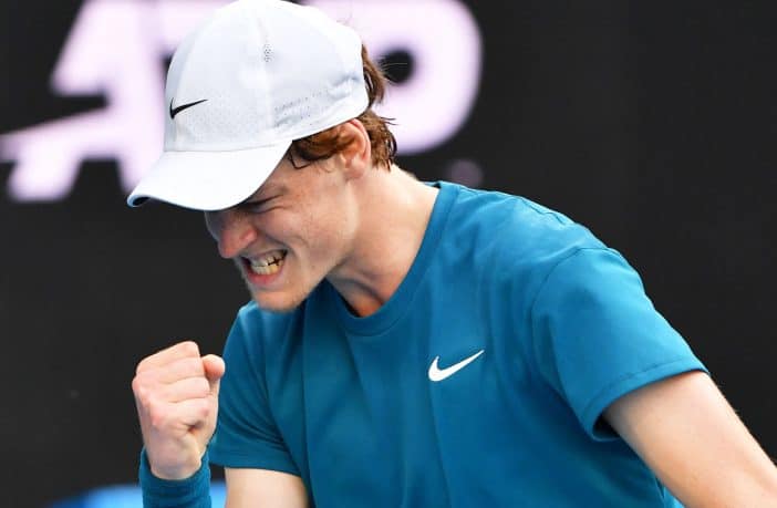 Sinner vince contro Travaglia e la fatica: secondo titolo ...