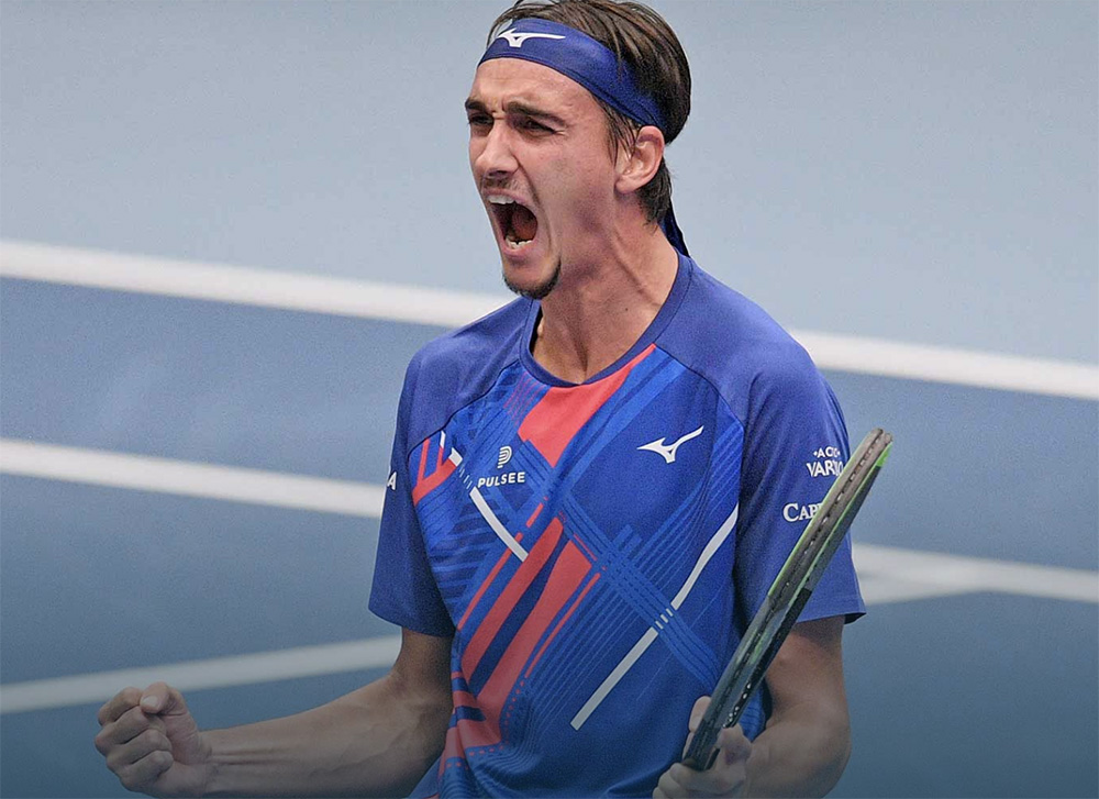 Atp 500 Dubai, Sonego avanti facile
