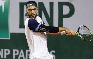 La crisi dell’industria tennis, il sogno top-100 e la “sua” Napoli: Lorenzo Giustino a tutto campo L'intervista di Tennis Fever a Lorenzo Giustino
