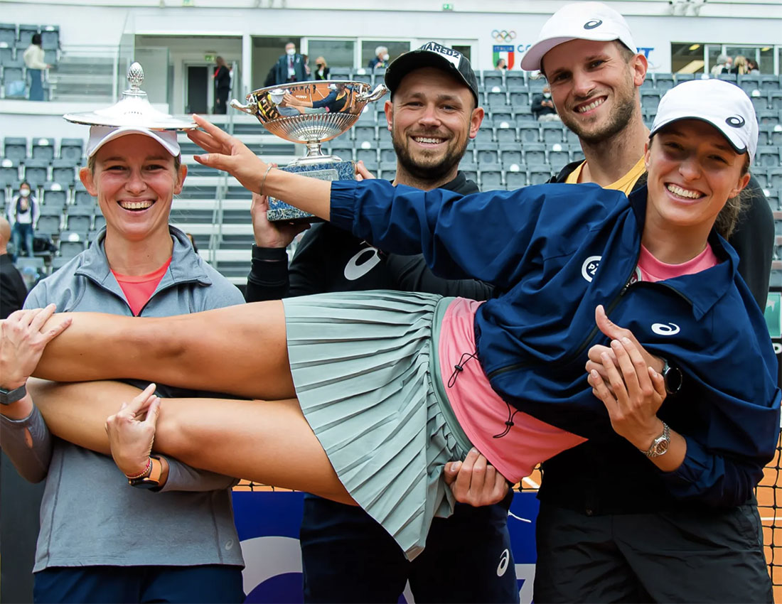 Il ciclone Iga Swiatek si abbatte sul circuito Wta