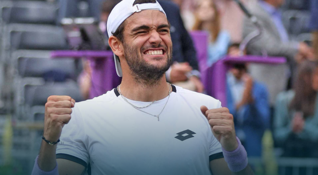 Berrettini a cena scherza sulle sue gambe (VIDEO)