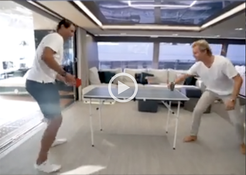 Nadal e Rosberg, sfida stellare a ping pong
