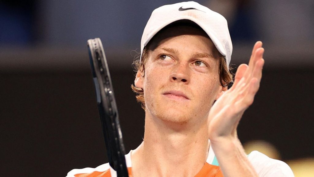 Australian Open, tutto pronto per la super sfida Sinner-Tsitsipas