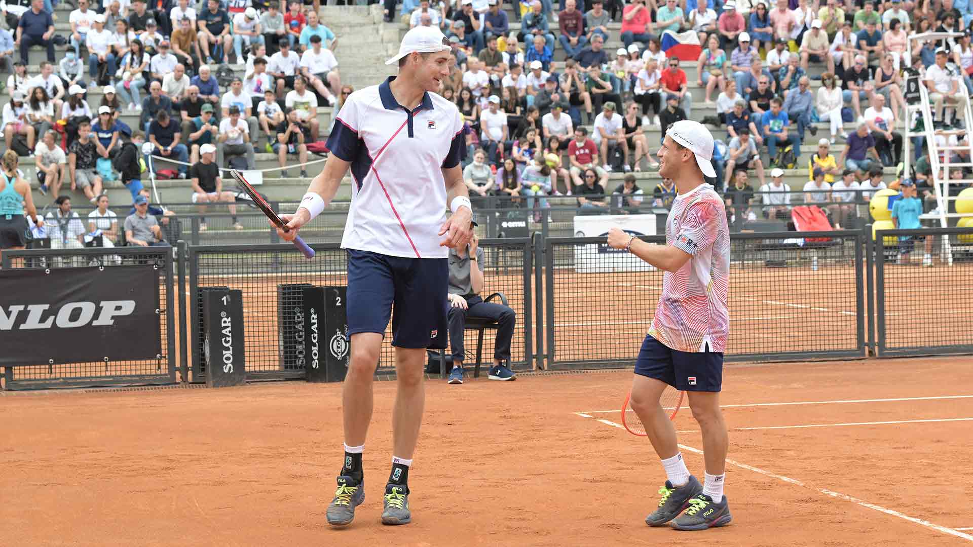John Isner e Diego Schwartzman trionfano al Foro