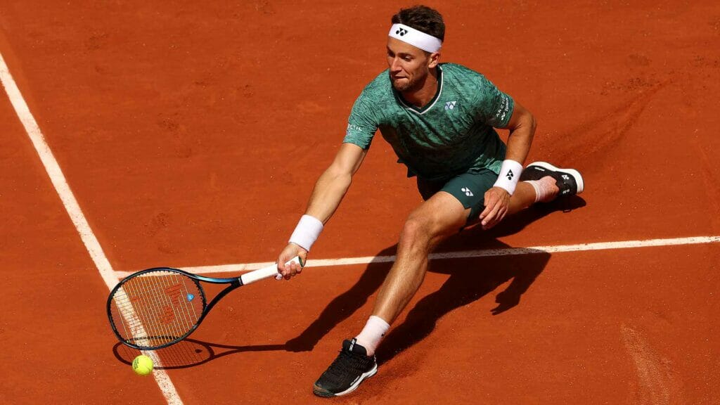 Roland Garros, Ruud-Rune: la polemica continua fuori dal campo