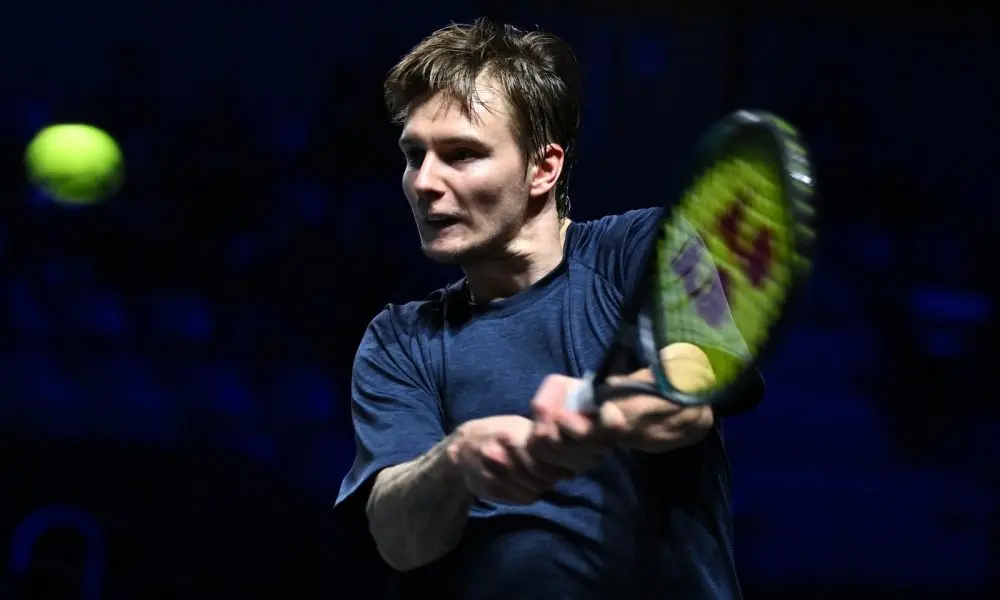 Bublik come Fognini, a Firenze il dispetto all’arbitro (VIDEO)
