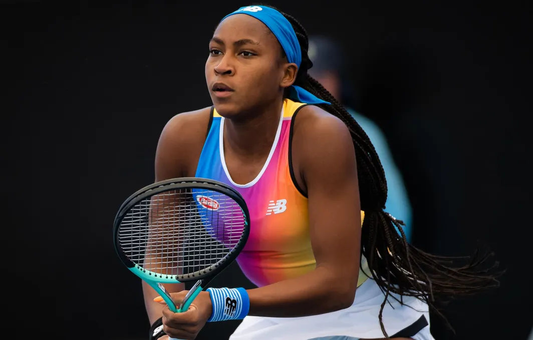 Gauff, passo falso alle Finals: prima parla dell’importanza degli eroi e poi nega autografi