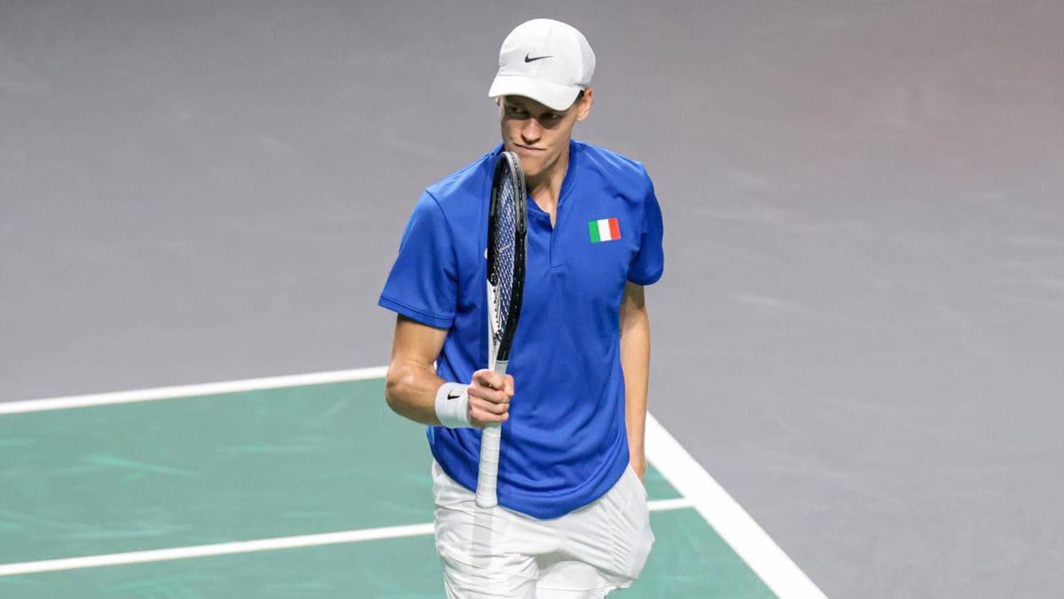 Coppa Davis, l’Olanda si inchina a Sinner: la squadra sconfitta si congratula