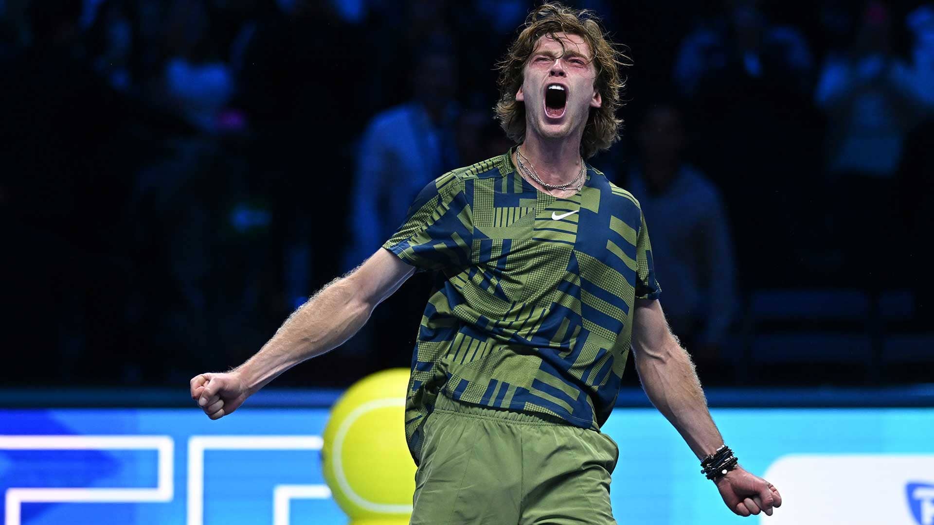UTS, Rublev è una furia con l’arbitro nella semifinale con Rune (VIDEO)