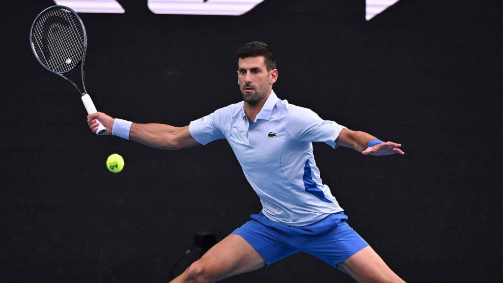 Australian Open, Djokovic è il primo semifinalista: superato lo scoglio Fritz
