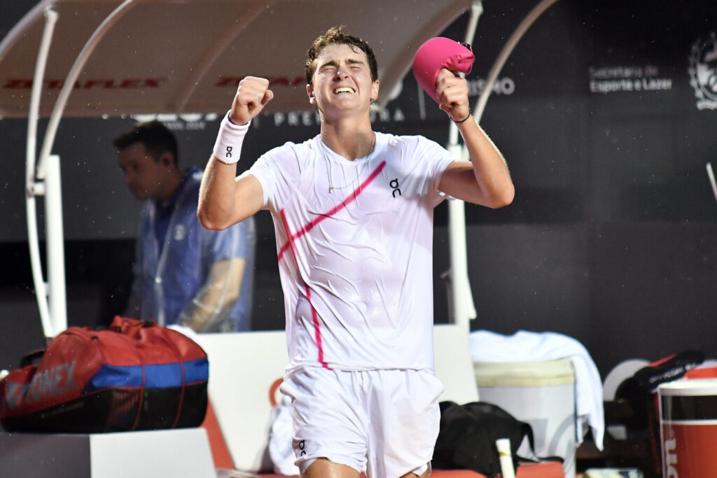 Joao Fonseca è il primo tennista nato nel 2006 a vincere un match Atp