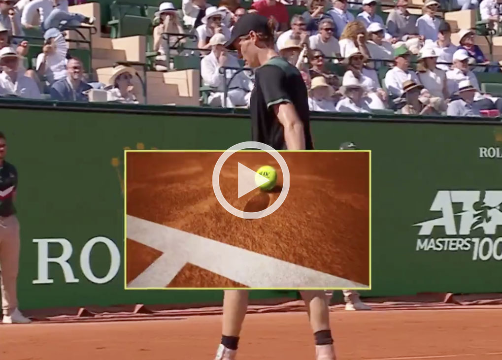 Il clamoroso errore arbitrale Sinner Tsitsipas