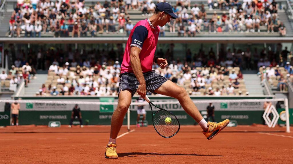 Roland Garros, follia Hurkacz: chiama il supervisor per cambiare arbitro (VIDEO)