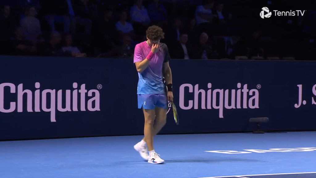 Basilea, Etcheverry-Shelton decisa dall’errore clamoroso dell’arbitro (VIDEO)
