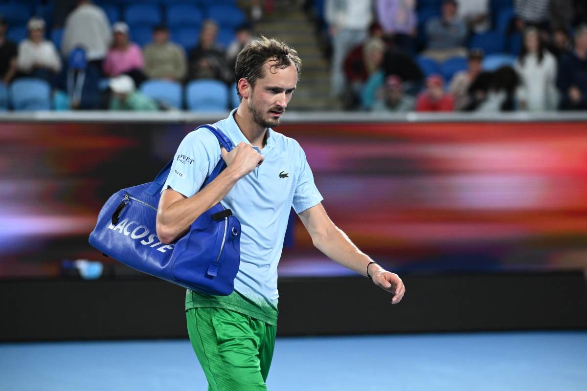 Daniil Medvedev a testa bassa dopo una sconfitta
