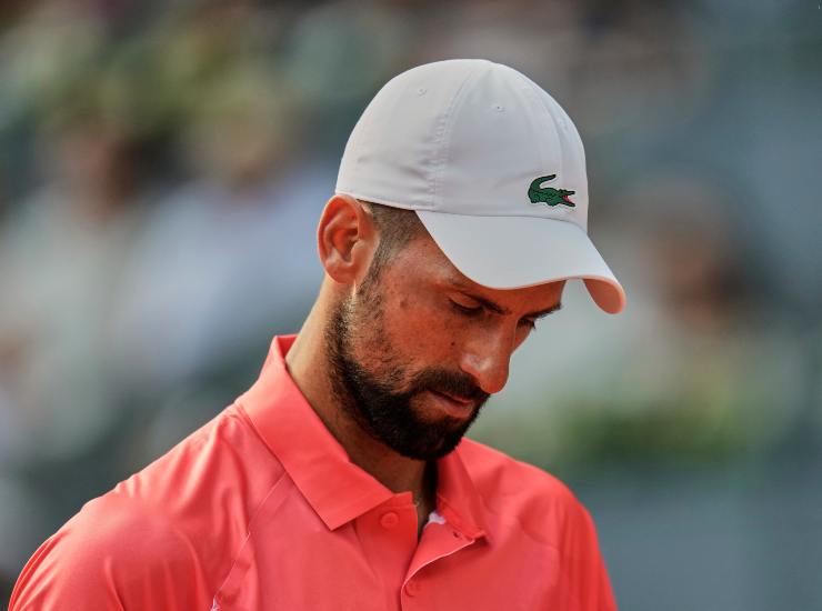Il tennista serbo Novak Djokovic in gara a Madrid 
