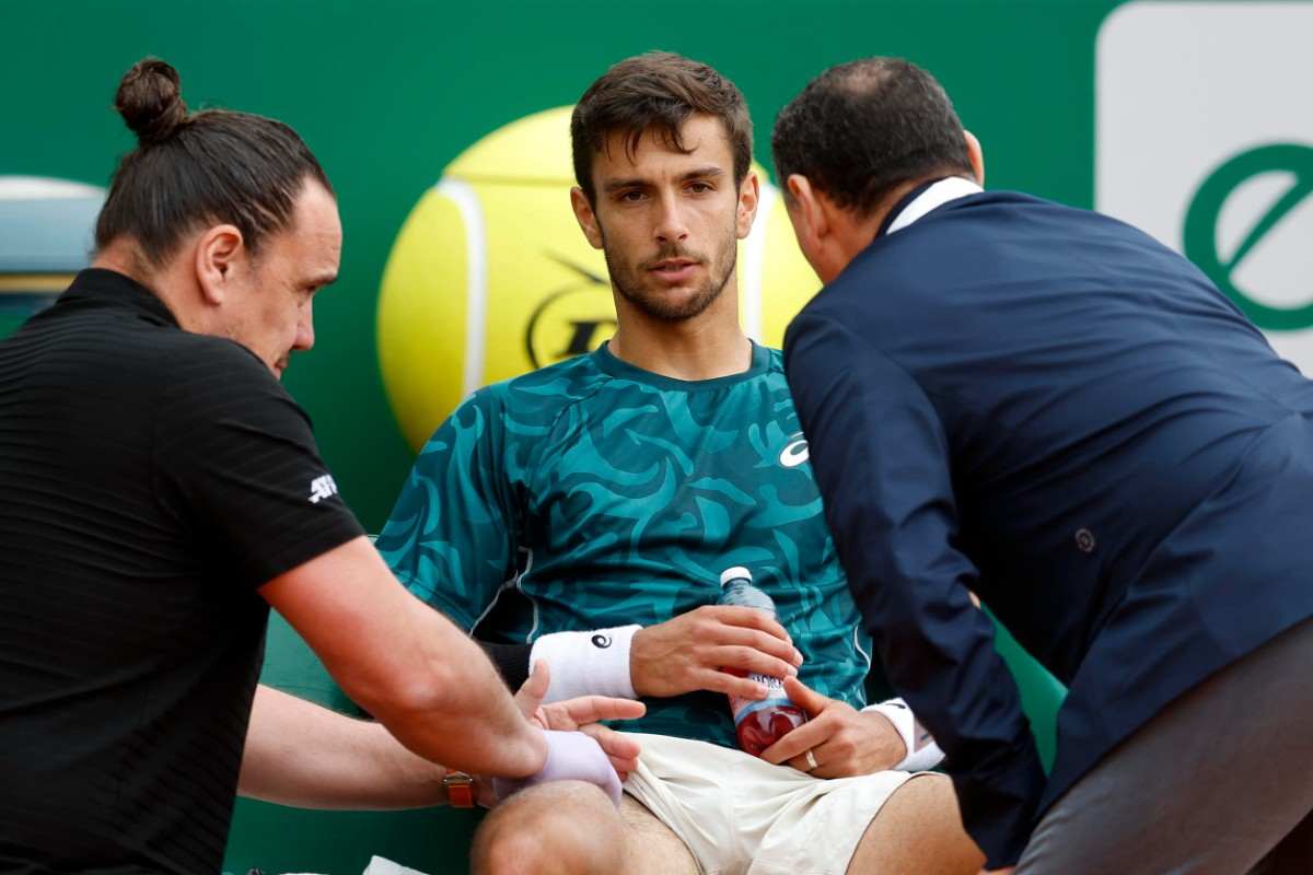 Lorenzo Musetti al medical time out a Monte Carlo