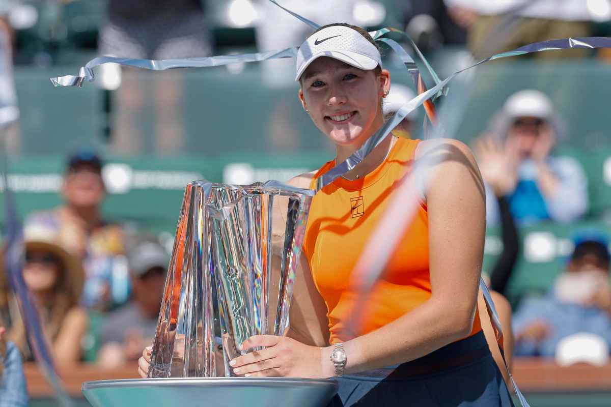 Mirra Andreeva festeggia a Indian Wells