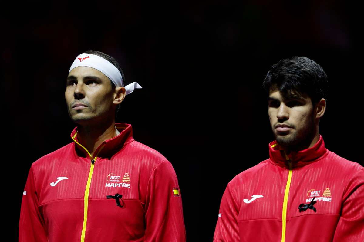 Nadal e Alcaraz ascoltano l'inno spagnolo in Coppa Davis