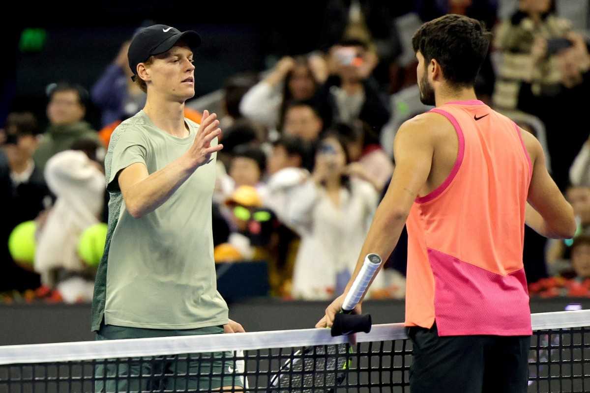 Sinner e Alcaraz si salutano al China Open