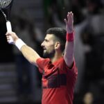 Novak Djokovic esulta dopo una vittoria