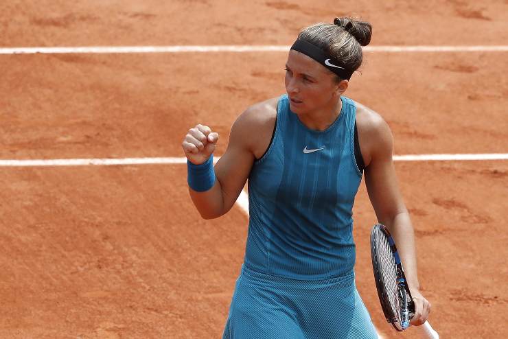 Sara Errani esulta dopo un punto