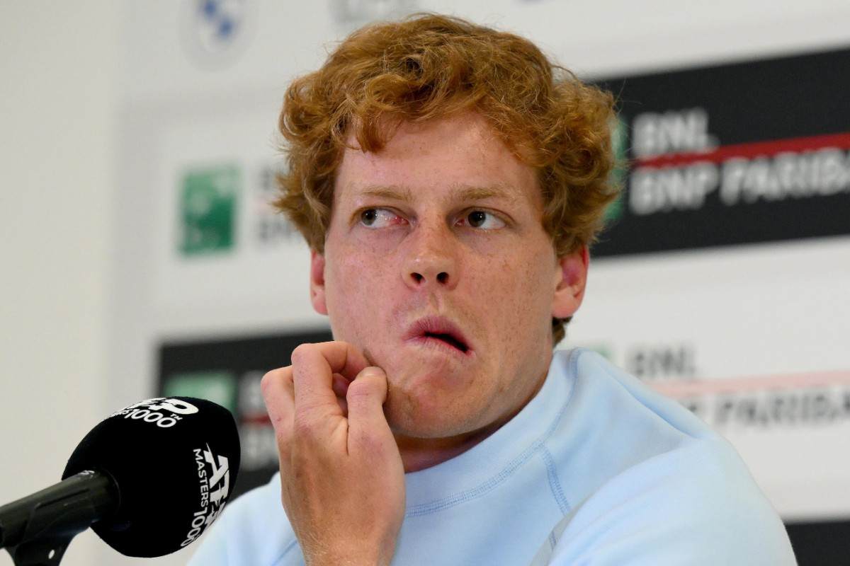 Jannik Sinner in conferenza stampa a Roma