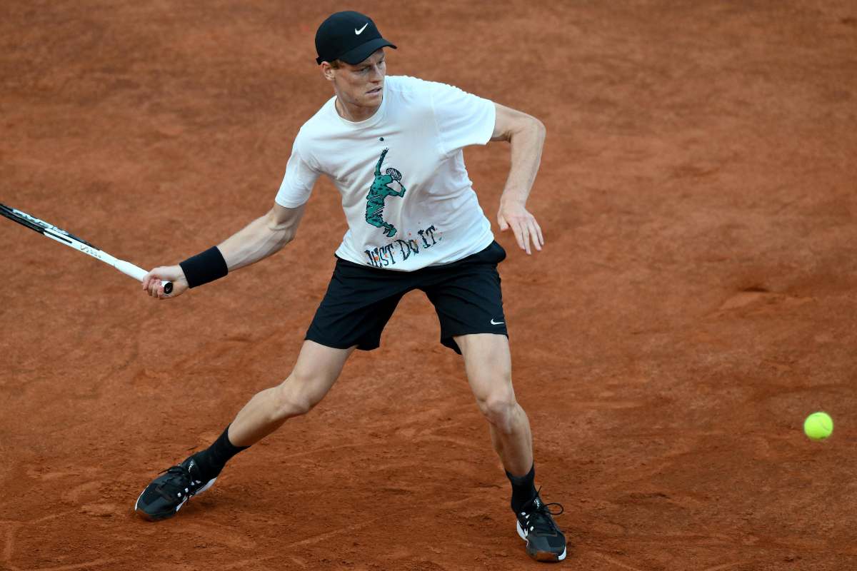 Jannik Sinner si allena al Foro Italico di Roma