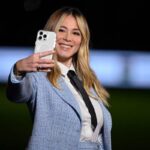 Diletta Leotta si fa un selfie in campo