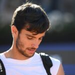 Lorenzo Musetti a testa bassa