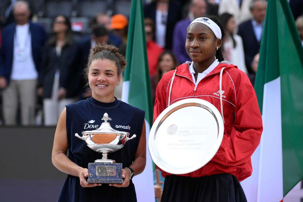 Jasmine Paolini e Coco Gauff alla premiazione degli Internazionali d'Italia