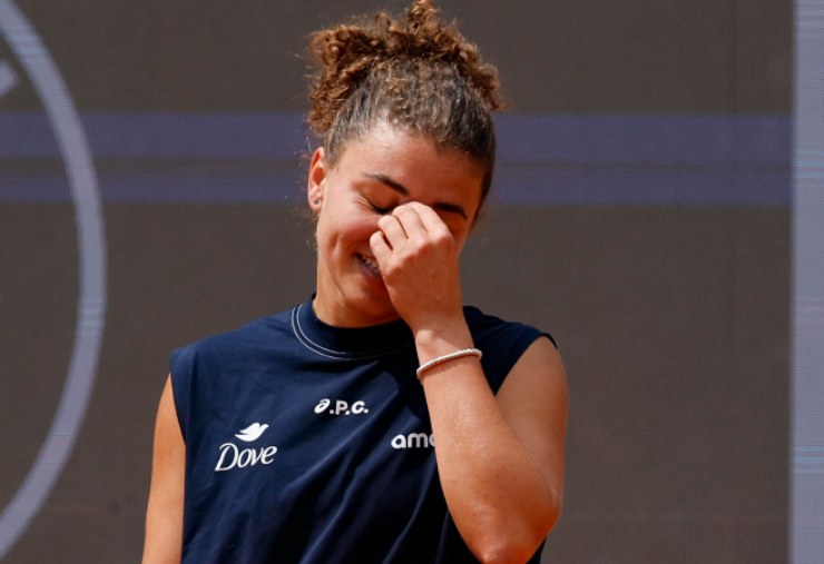 Jasmine Paolini raccoglie imbarazzata il calore del pubblico romano