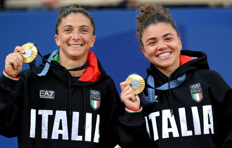 Paolini e Errani con la medaglia d'oro Olimpica a Parigi 2024
