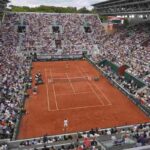 Panoramica dall'alto del campo Suzanne Lenglen del Roland Garros
