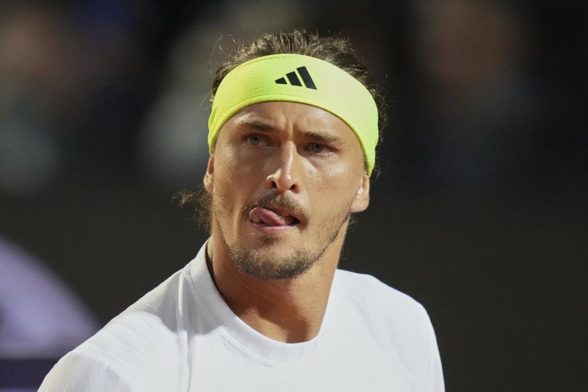 Sascha Zverev tira fuori la lingua