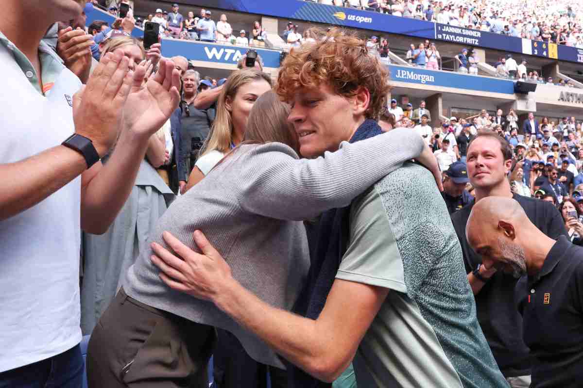 Sinner festeggia lo US Open con il suo angolo