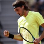 Stefanos Tsitsipas in campo