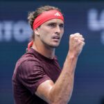 Zverev esulta mostrando il pugno