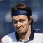 Alexander Bublik con un'espressione buffa