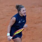 Jasmine Paolini esulta in campo