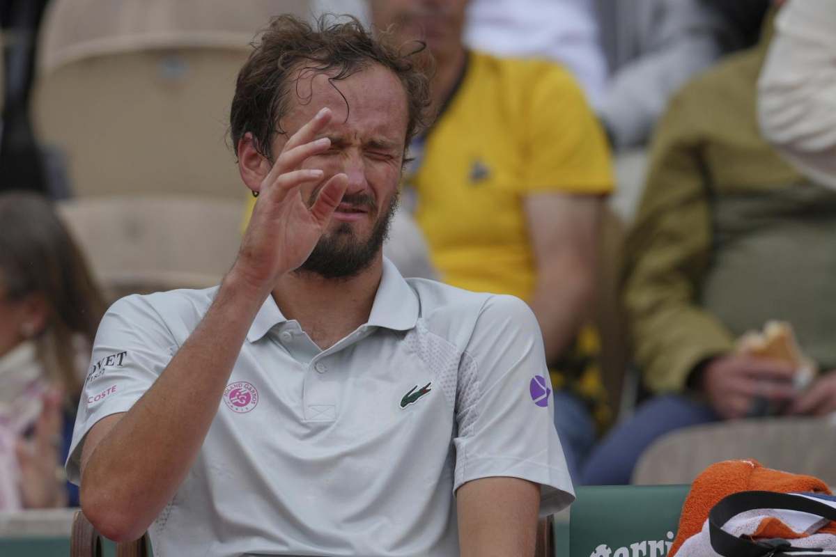 Daniil Medvedev infastidito durante la partita