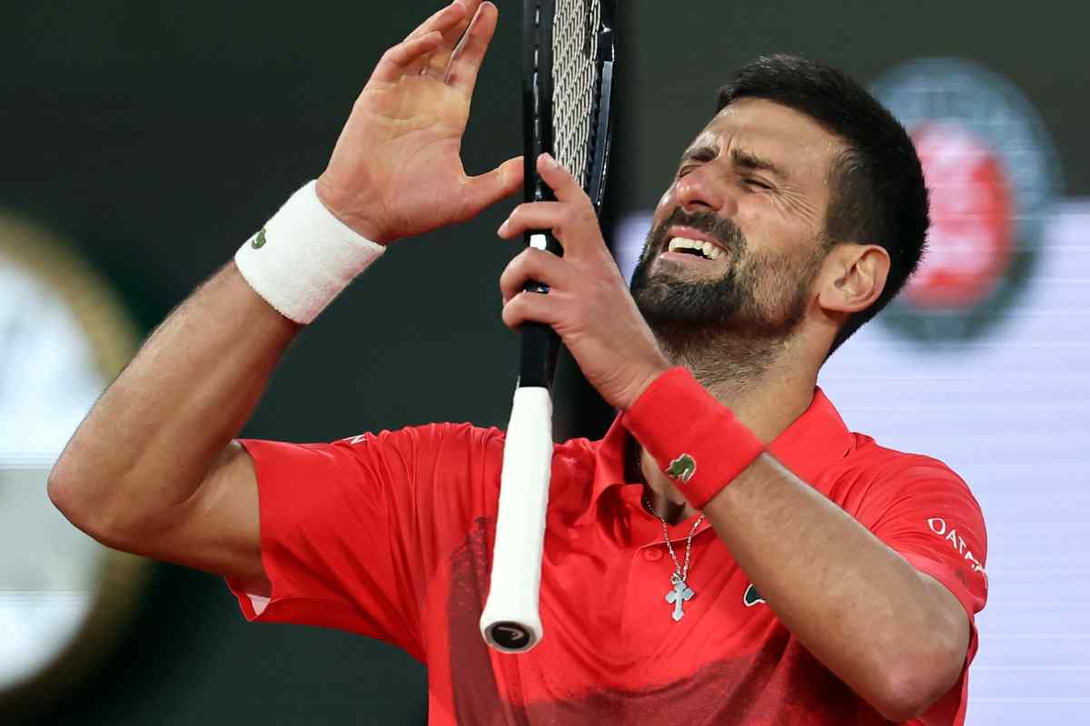 Novak Djokovic si dispera in campo